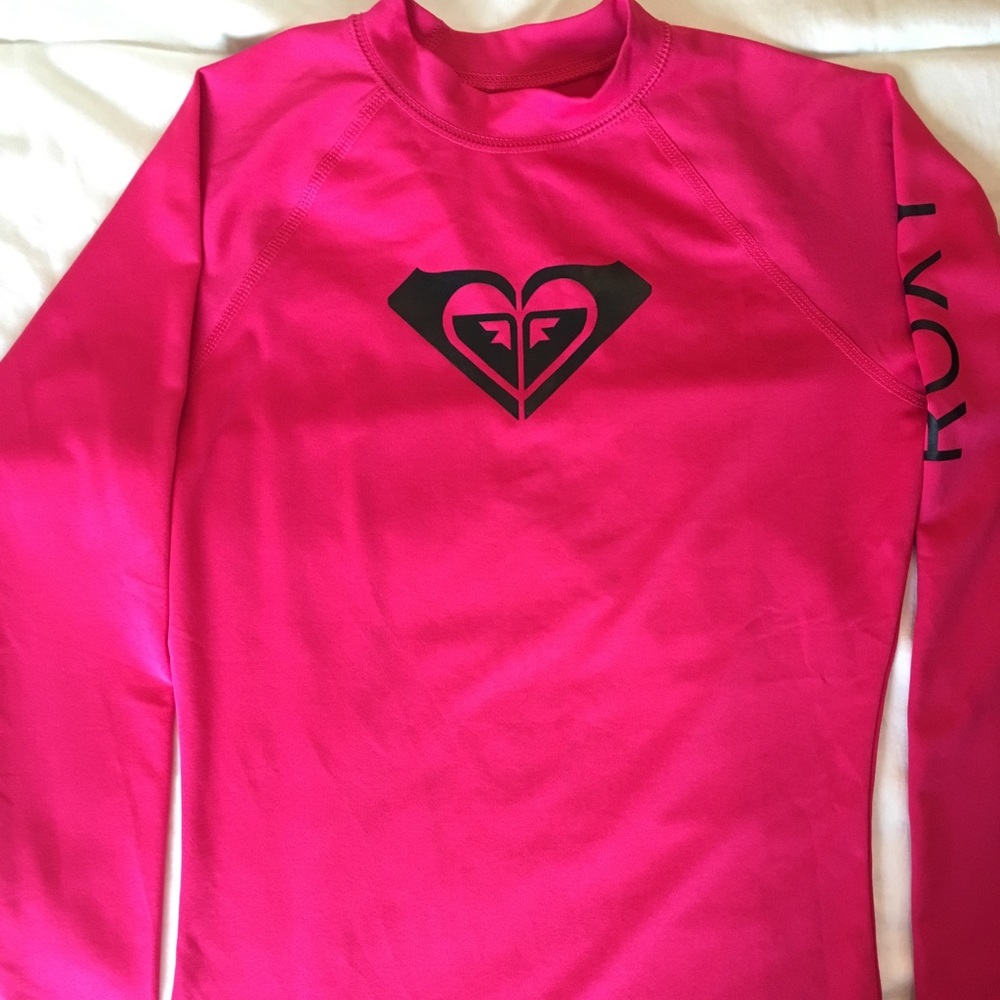 Roxy long sleeve rash guard EUC!